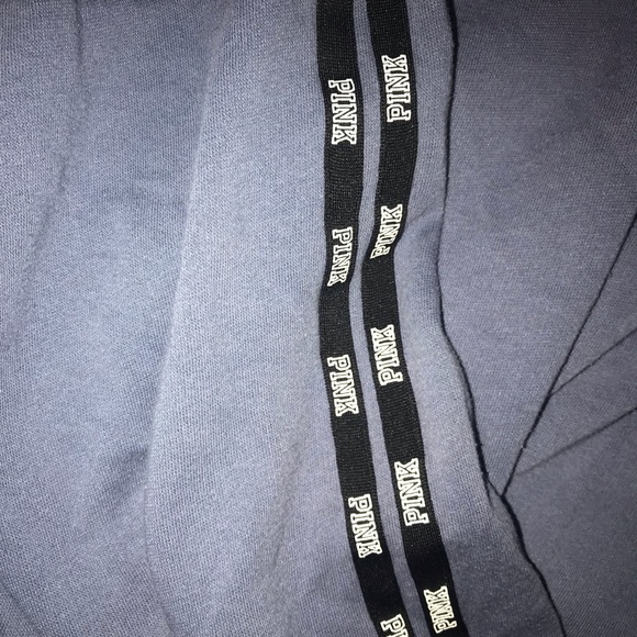 Victoria’s Secret pull over - Picture 4 of 6